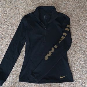 Nike Dri-fit quarter zip